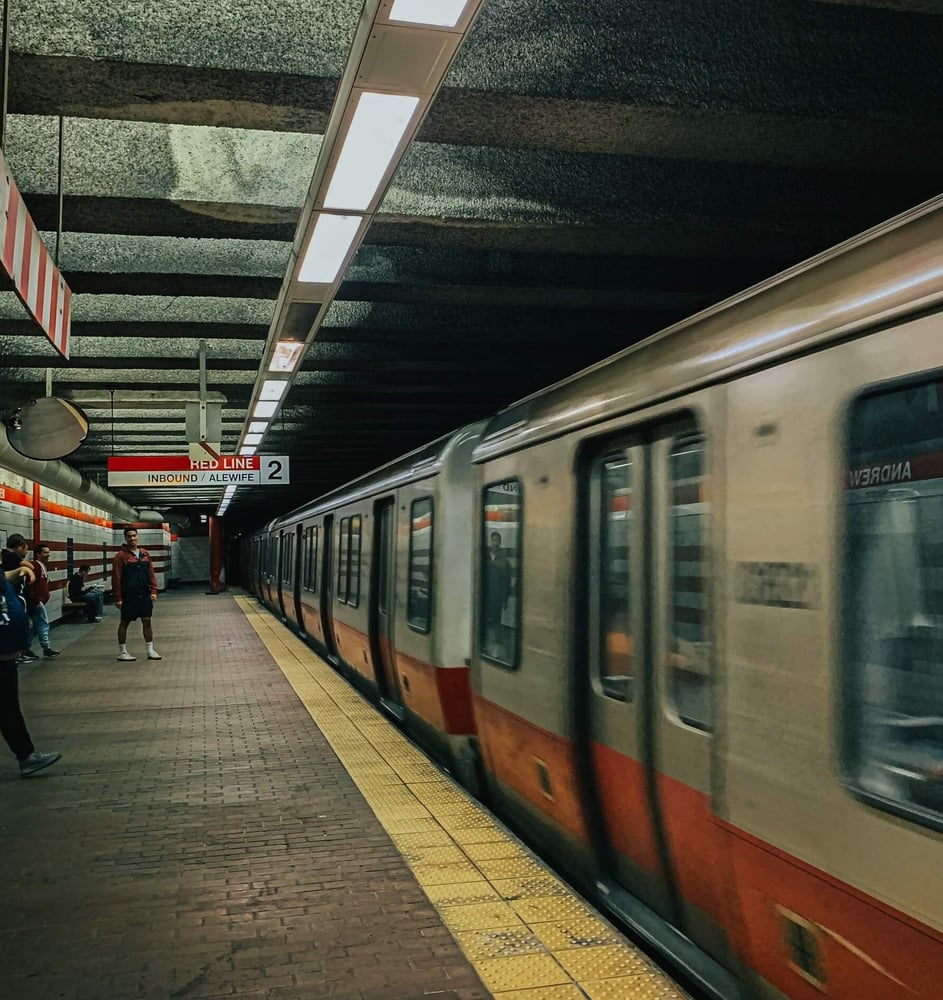 jorge-ramirez-VadCi9b4hbo-unsplash (1)-1